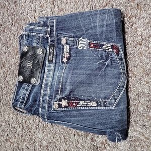 Like-New Miss Me Cuffed Capris